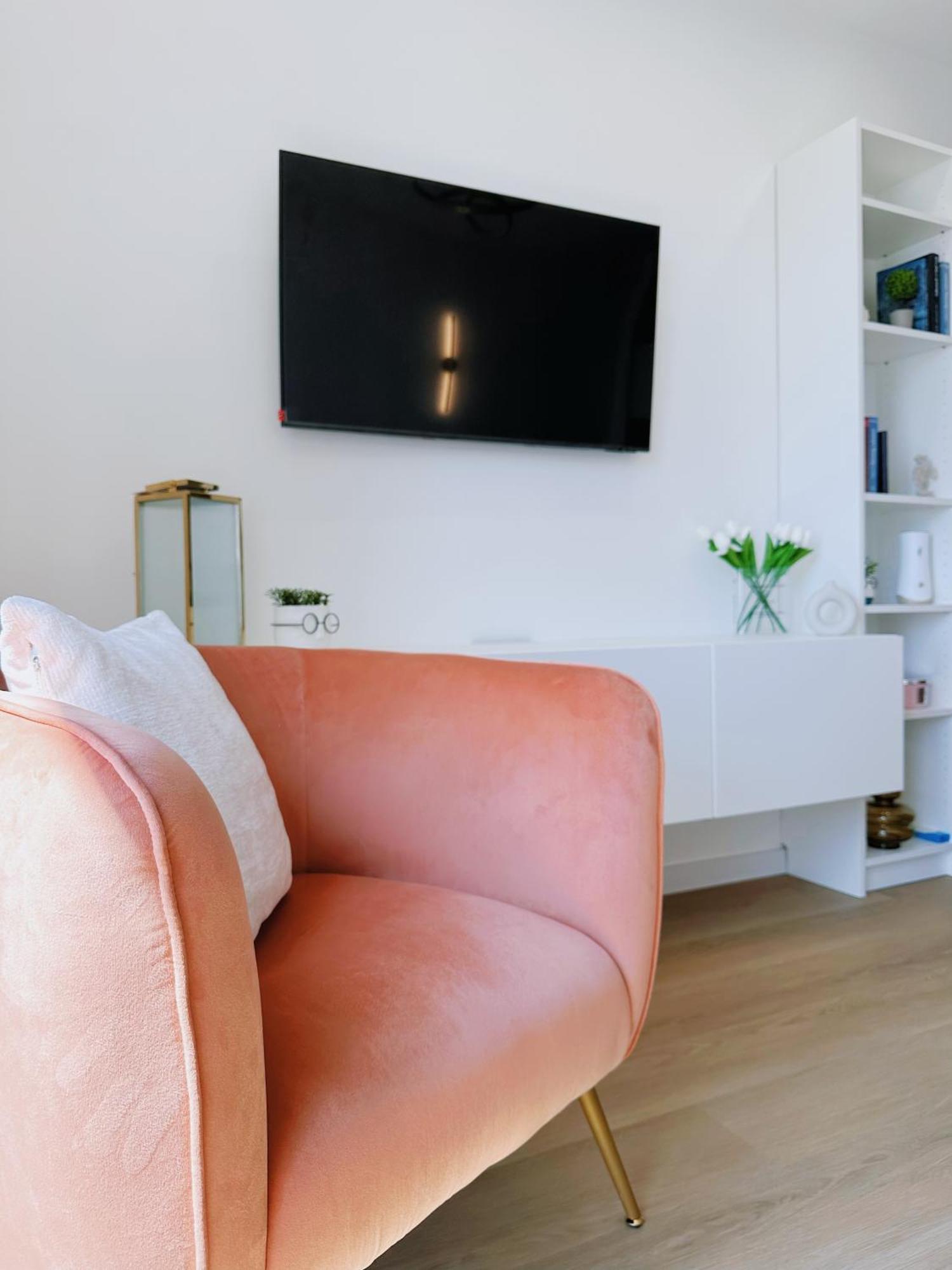 Luxury Apartment Ames Fiume Esterno foto