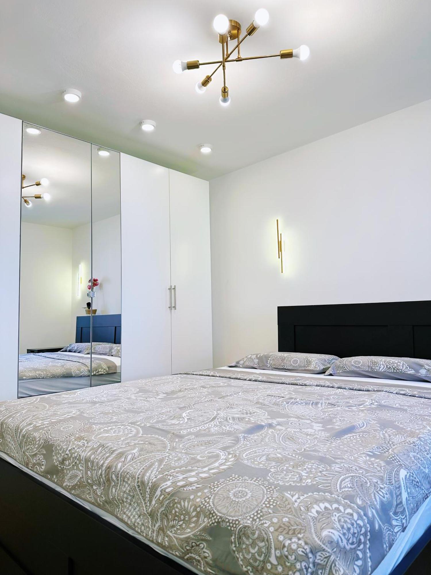 Luxury Apartment Ames Fiume Esterno foto